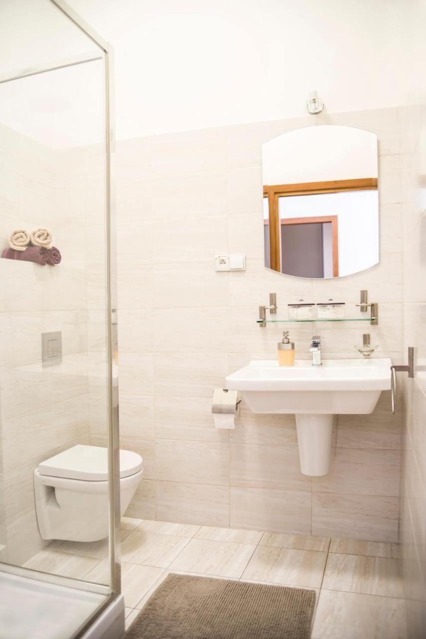 Apartament Chmielna 5 Daire Varşova Dış mekan fotoğraf